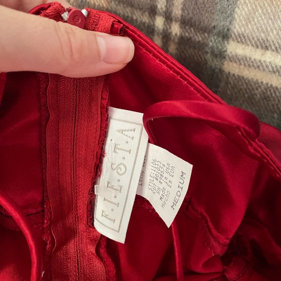 Vampy vintage satin gown - Picture 5 of 7